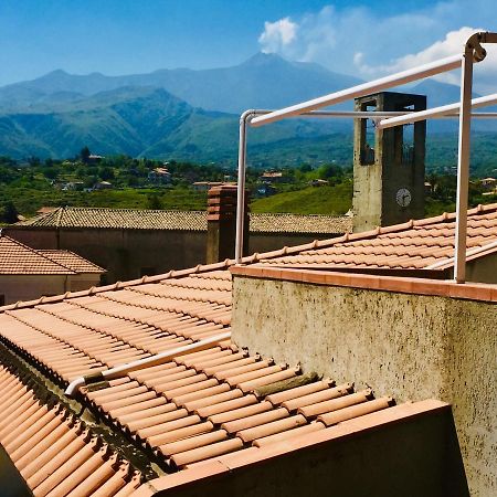 Etna Home サンタ・ヴェネリーナ エクステリア 写真